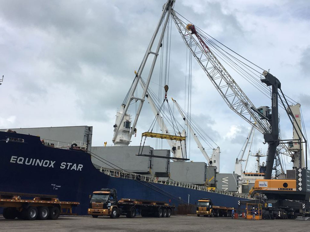 Porto Do Pec M Bate Recorde De Embarque De Placas De A O Em H